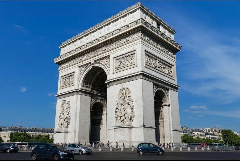 Suite Paris, Tour Eiffel, Champs Elysees ภายนอก รูปภาพ
