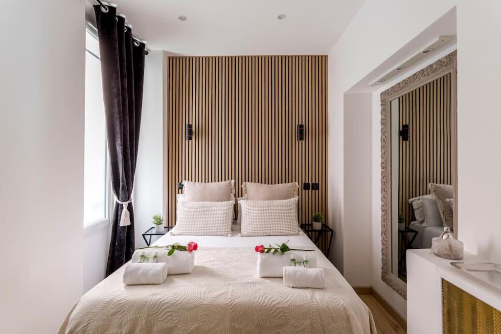 Suite Paris, Tour Eiffel, Champs Elysees ภายนอก รูปภาพ